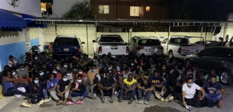 Armada apresa 97 haitianos y dos dominicanos se iban en yola a PR