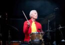 Charlie Watts, batería y corazón rítmico de los Rolling Stones, murió