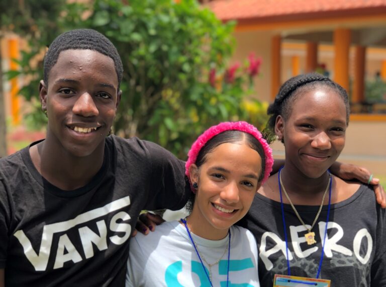 Día Internacional de la Juventud. 42% de los jóvenes no tiene acceso a internet.