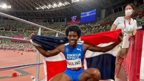 TOKIO: Dominicana Marileidy Paulino gana medalla plata en 400 metros lisos