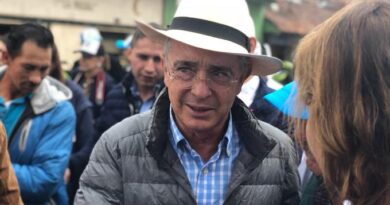 Fiscalía advirtió que no hay pruebas contra el exsenador Álvaro Uribe Vélez