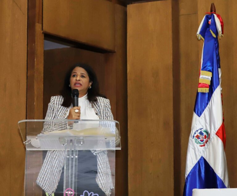 CONANI certifica organizaciones que trabajan por la niñez y la adolescencia