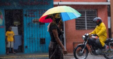 COE emite alerta verde para seis provincias por incidencia de vaguada y vientos asociados al huracán Sam