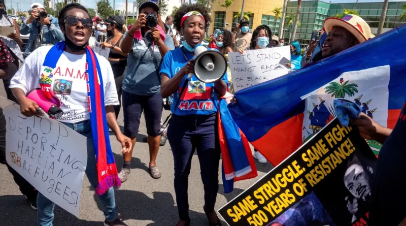 Haitianos de Miami molestos por expulsión de compatriotas