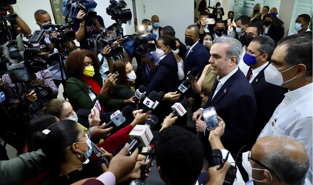 Abinader de Operación Falcón: El que la hace la paga, nadie es sagrado