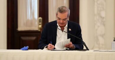 Presidente Luis Abinader designa 7 nuevos cónsules y vicecónsules
