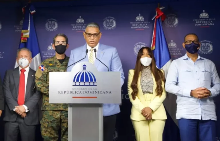 Gobierno prohíbe entrada de extranjeras embarazadas
