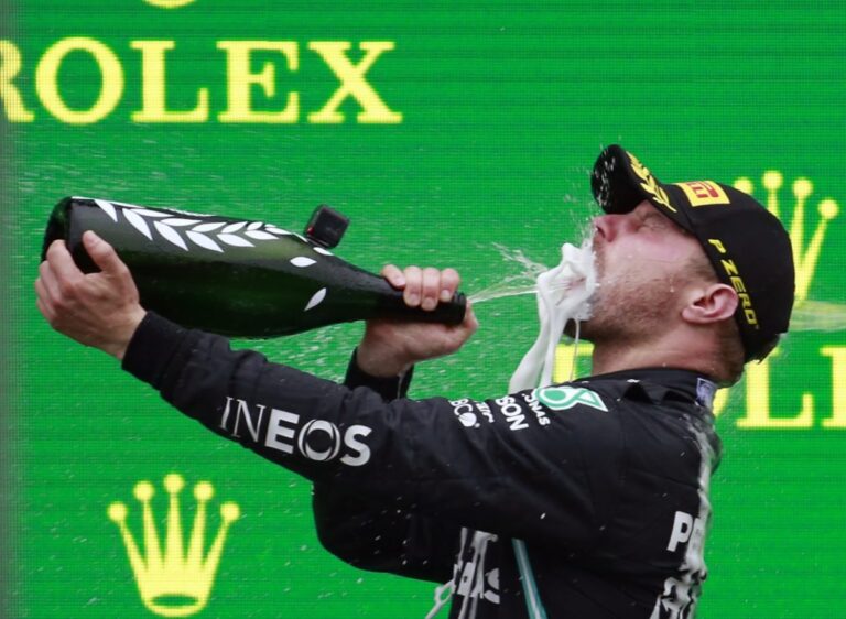Valtteri Bottas voló en la pista, ganó premio Turquía