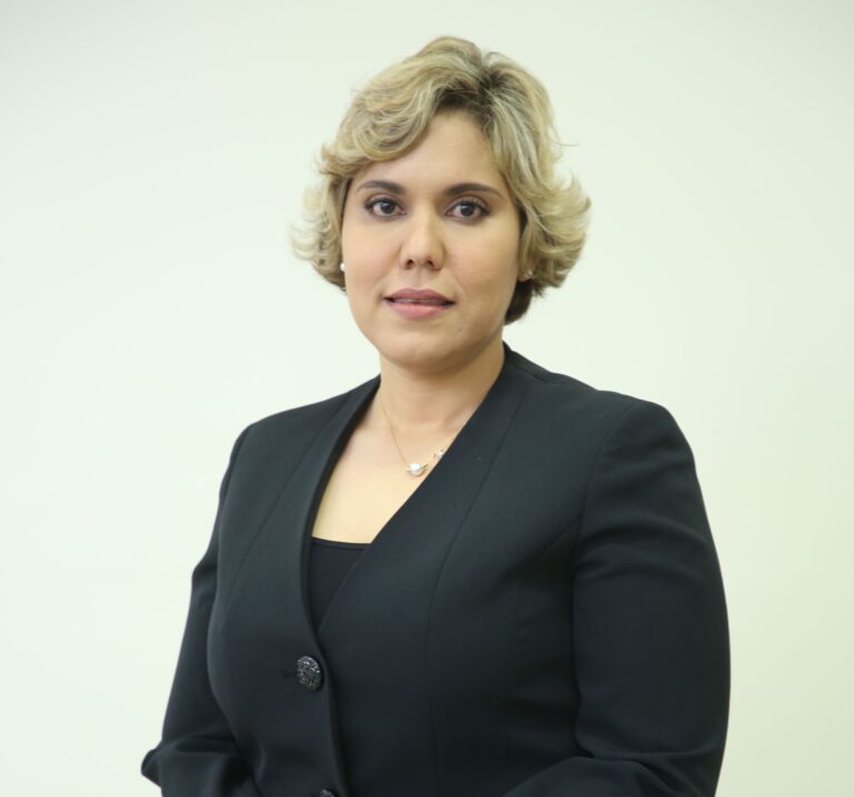 Cámara de Diputados escoge a María Elena Vásquez Taveras para presidir a ProCompetencia