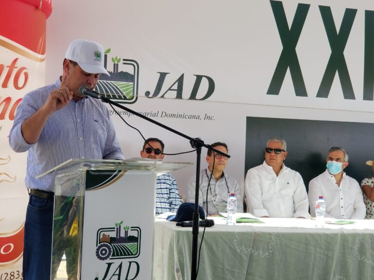 Expresidente de Fenarroz advierte retos del sector arrocero nacional Llama a una alianza público-privada para enfrentar amenazas