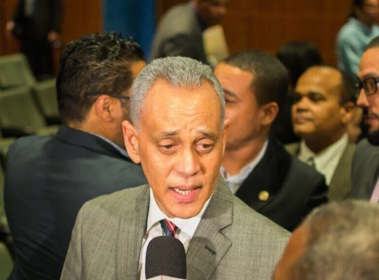 Manolo Pichardo: Danilo Medina hundió al PLD en aquel 6 de octubre con el “madrugonazo del sur”