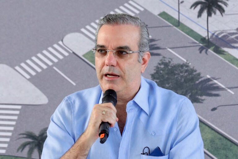 Presidente Abinader no viajará al Reino Unido por inseguridad en Haití