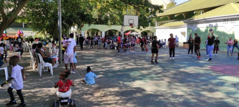 Complejo deportivo de La Barranquita abierto a la comunidad para sus actividades deportivas, sociales y familiares
