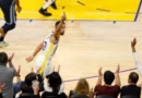 Curry anota 40 puntos y Warriors arrollan a Bulls