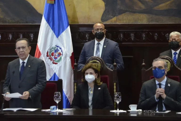 Héctor Valdez resalta avance de economía, pese a Covid