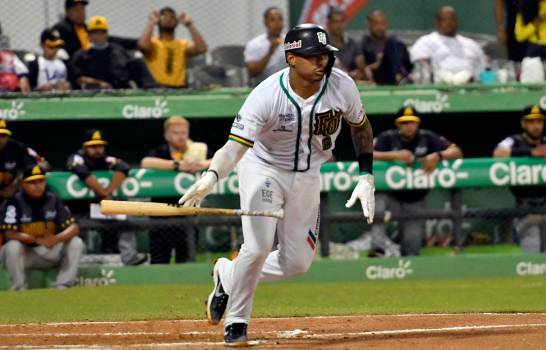 Las Estrellas logran victoria ante las Águilas en el Tetelo