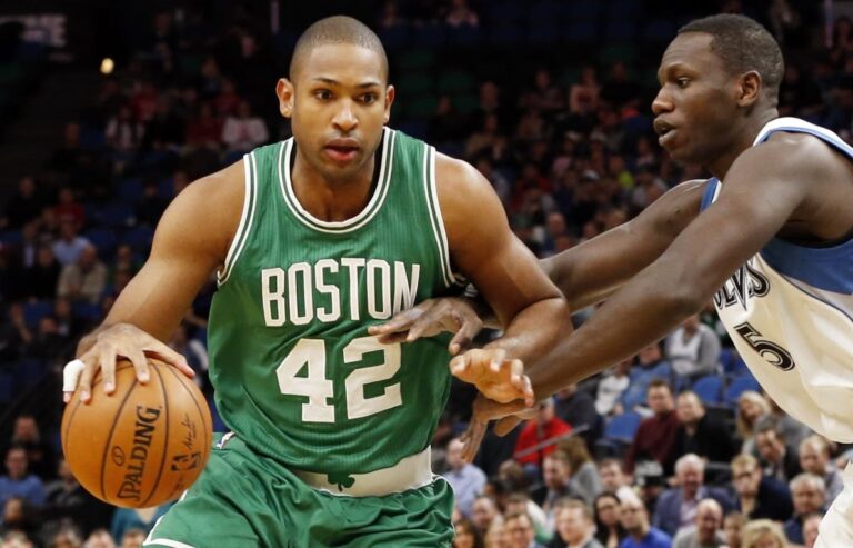 Al Horford está sólido en regreso con Celtics
