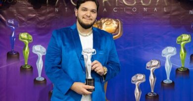 Bronzon gana su primer premio Tacarigua de Oro Internacional