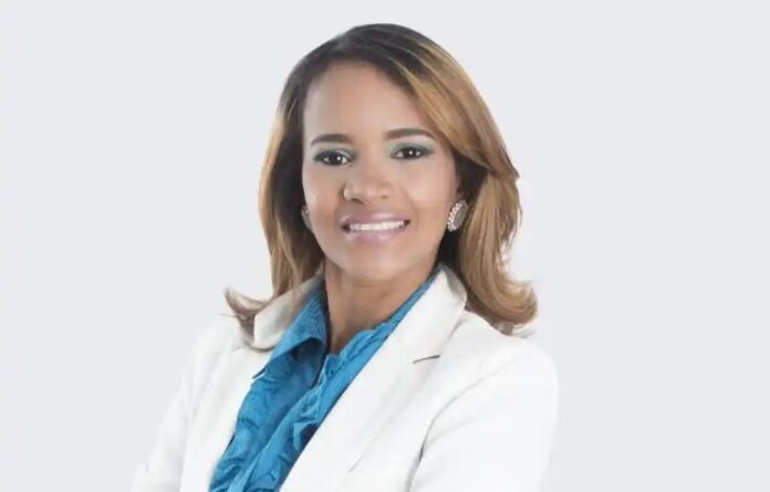 Renuncia del PLD excandidata a concejal por Pantoja, Cristina Encarnación