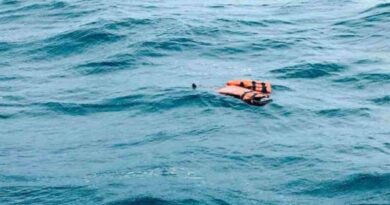 GRANADA: Hallan varios cuerpos en descomposición en barco a la deriva