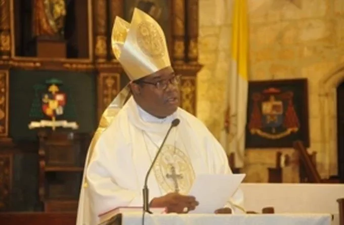 Obispo Castro Marte dice Abinader merece todo el respaldo en su lucha contra la corrupción