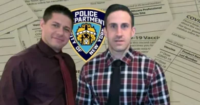 Oficiales de alto rango del NYPD arrestados por uso de tarjetas falsas COVID-19 e investigan bomberos y empleados en sanidad