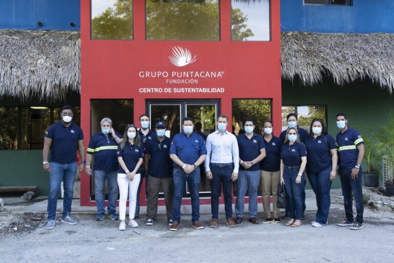SICPA Dominicana se une a Fundación Grupo Puntacana para preservar los corales marinos