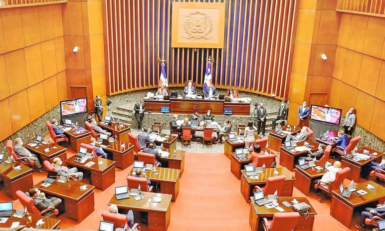 Senado aprueba el presupuesto para el año 2022