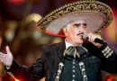 Artistas y políticos dan apoyo familia de Vicente Fernández