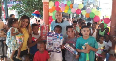 Fundación Danny Marte,  regala Juguetes a cientos de niños de escasos recursos. 