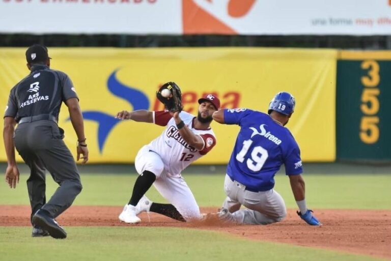 Gigantes continúan líderes round robin beisbol RD; Aguilas ganan