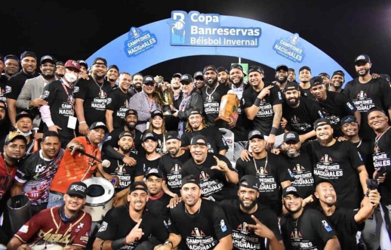 Los Gigantes presentan roster reforzado con Canó y Maya