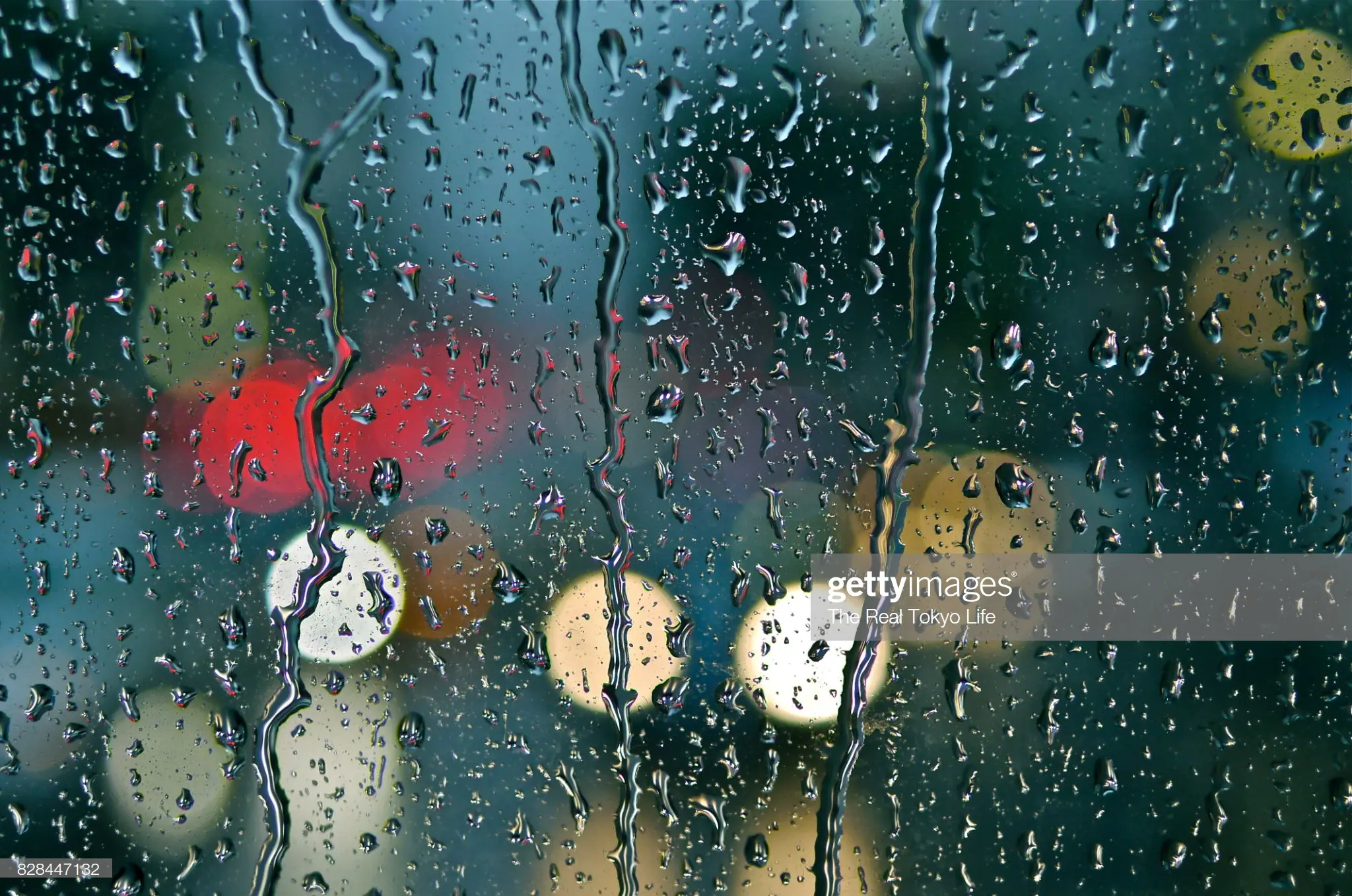 Meteorología prevé lluvias para este viernes por incidencia de vaguada