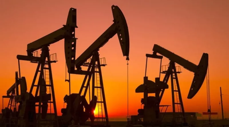 El petróleo de Texas abre con un descenso del 0,25 %, hasta los 82,43 dólares