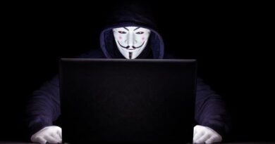 Anonymous hackea los canales del gobierno ruso y transmite el himno de Ucrania