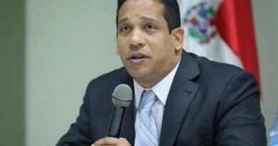 Director de Compras y Contrataciones denuncia lo sucedido en Inabie es “insólito”