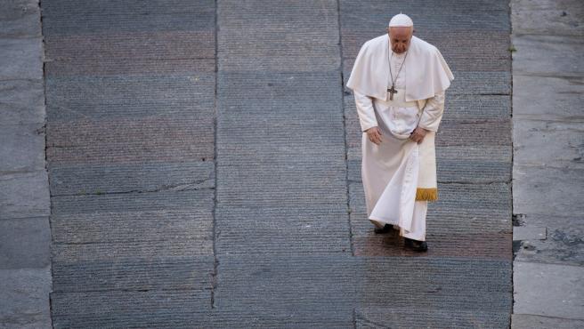 El papa acude a la embajada rusa ante la Santa Sede para mostrar preocupación