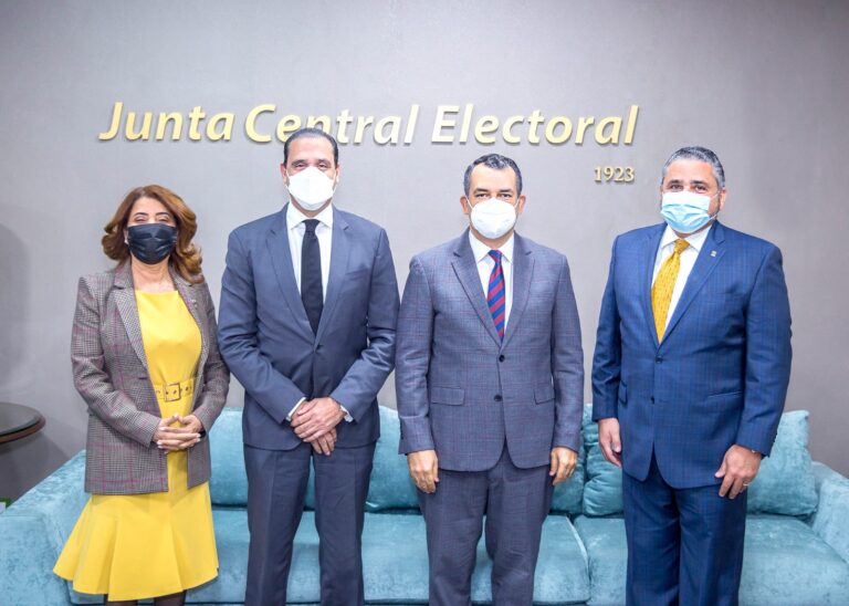 FINJUS respalda propuestas de modificación a leyes electorales presentada por la JCE