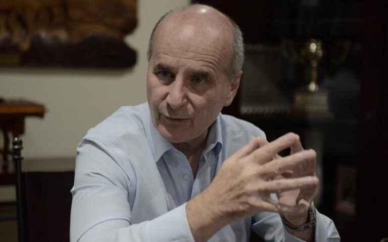 Figueres sigue a la cabeza en Costa Rica