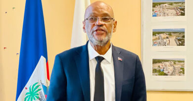 HAITi: Henry se aferra a jefatura Gobierno ante desafío opositor