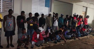 PN y Migración realizan operativos en conjunto en Moca y apresan cientos de indocumentados haitianos