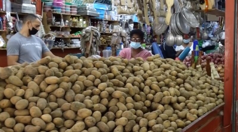 Pequeños comerciantes denuncian precios de productos de primera necesidad se han disparado