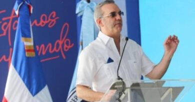 Abinader: «Si tuviera a Petrocaribe el combustible estuviera más barato»