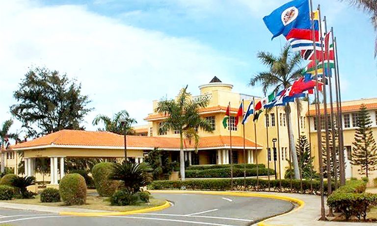 Mirex contacta a dominicana que está en Ucrania