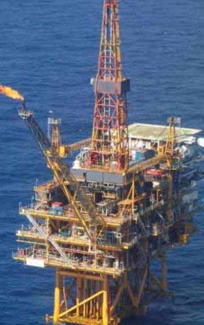 El precio del petróleo supera los US$99
