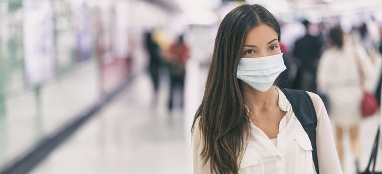 Pese anuncio del presidente, Salud Pública recomienda uso mascarillas en espacios públicos y privados