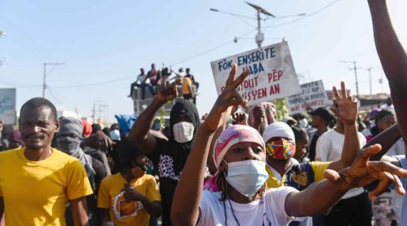 Haití sube salario mínimo pero sindicatos descontentos anuncian más protestas