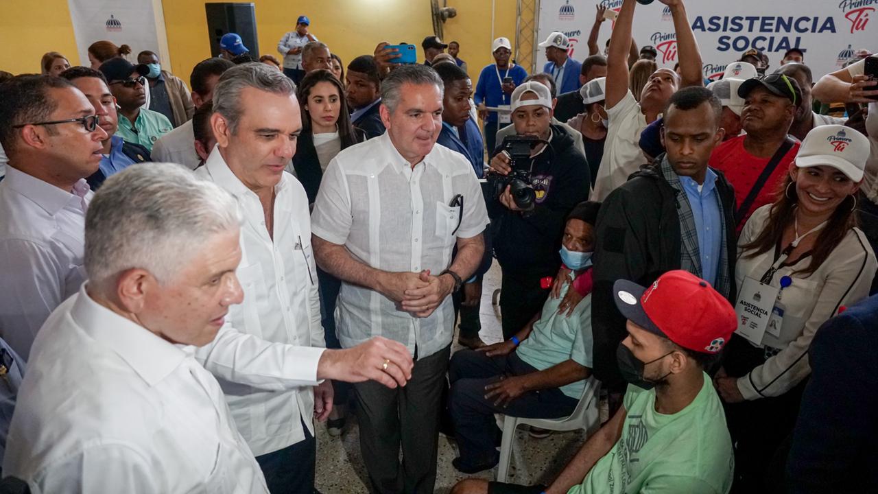 Presidente Abinader afirma con jornadas «Primero Tú» Gobierno llega al corazón de los barrios