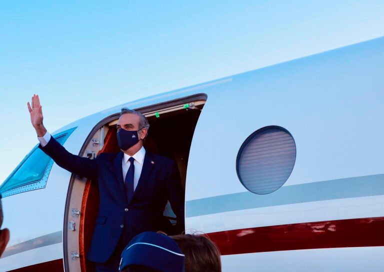 Abinader viajará hoy a Costa Rica para participar en cumbre