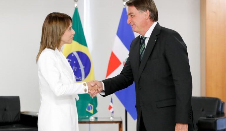Presidente brasileño Bolsonaro visitará la República Dominicana